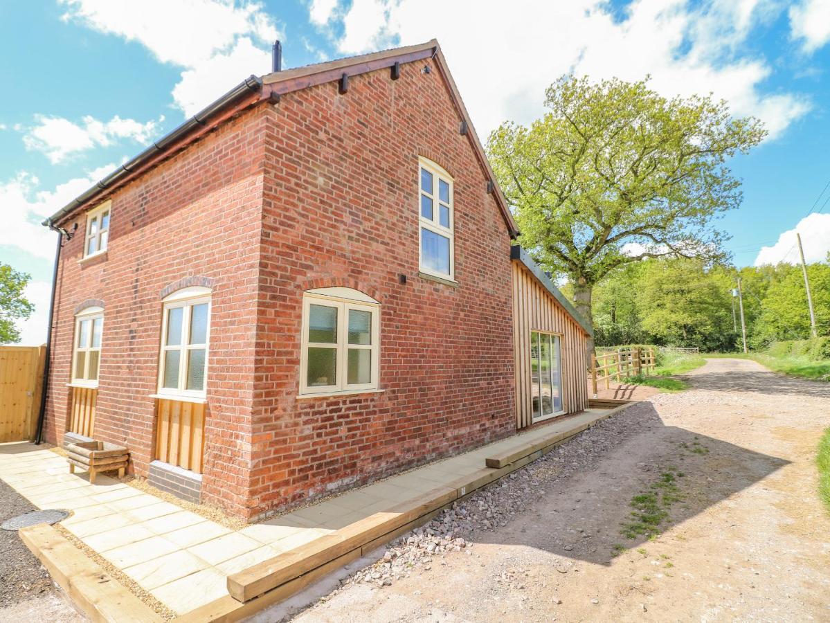 Acorn Lodge Stafford Exterior foto